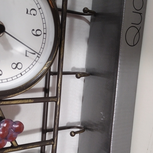 𝅺platinum quartz home wall decor keychain holder - Picture 5 of 9